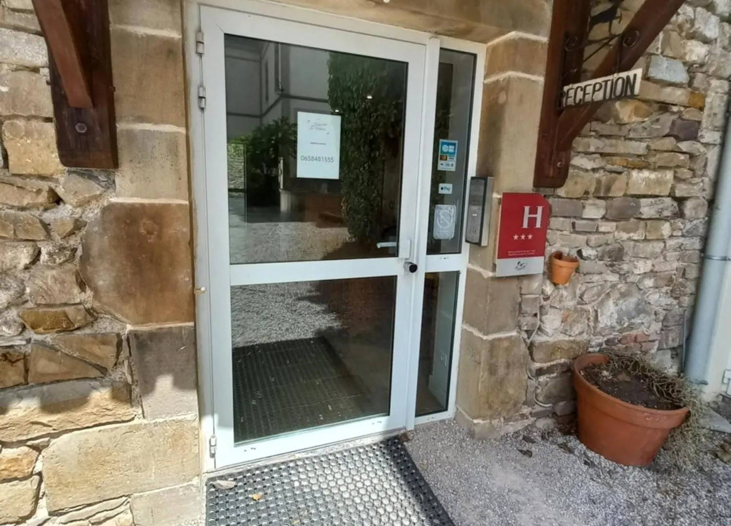 **  Hotel La Metairie 2 Etoiles Cordes-sur-Ciel Frankrig