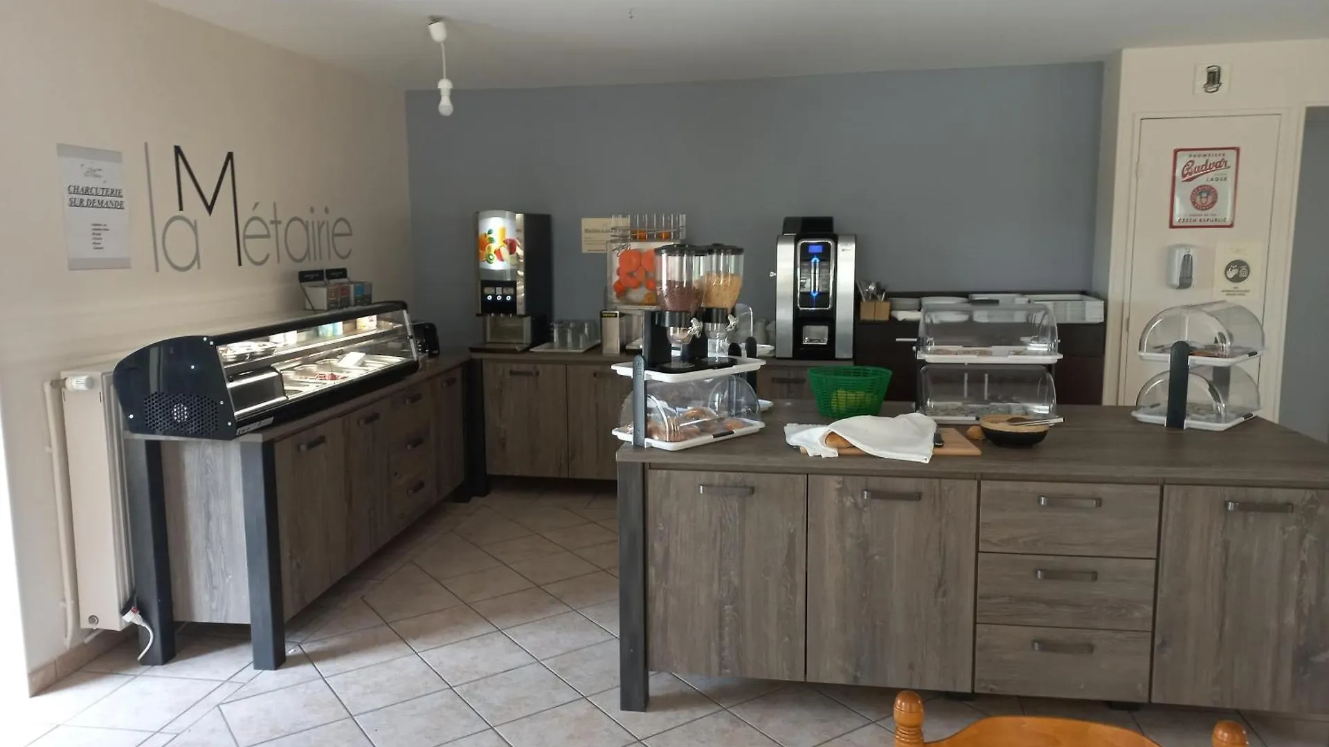 Hotel La Metairie 2 Etoiles Cordes-sur-Ciel 2*,